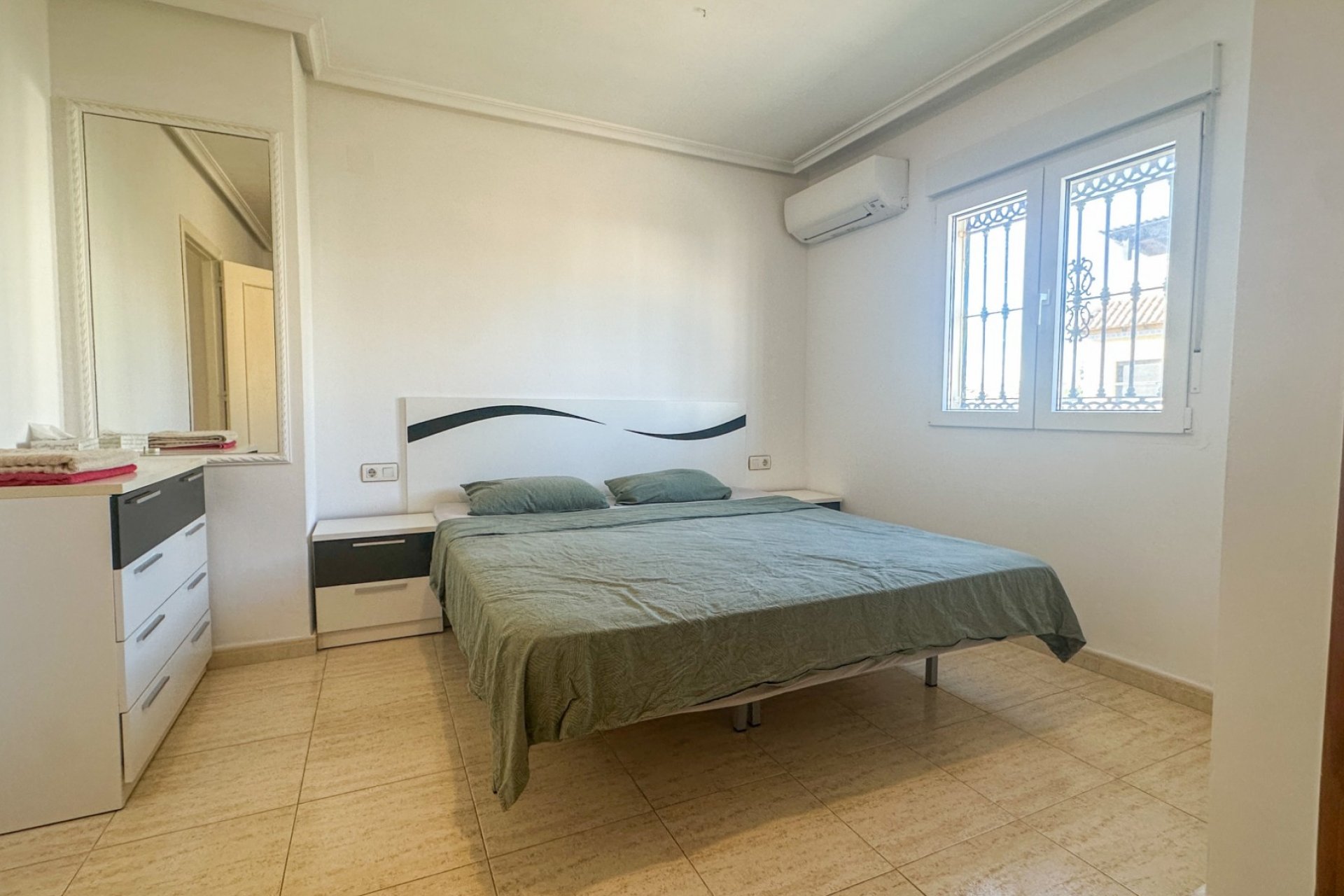 Revente - Maison de ville - Torrevieja - Nueva Torrevieja