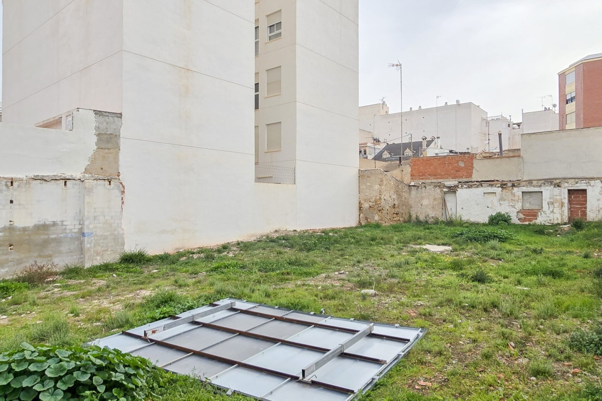 Revente - Parcelle / Terrain - Guardamar del Segura