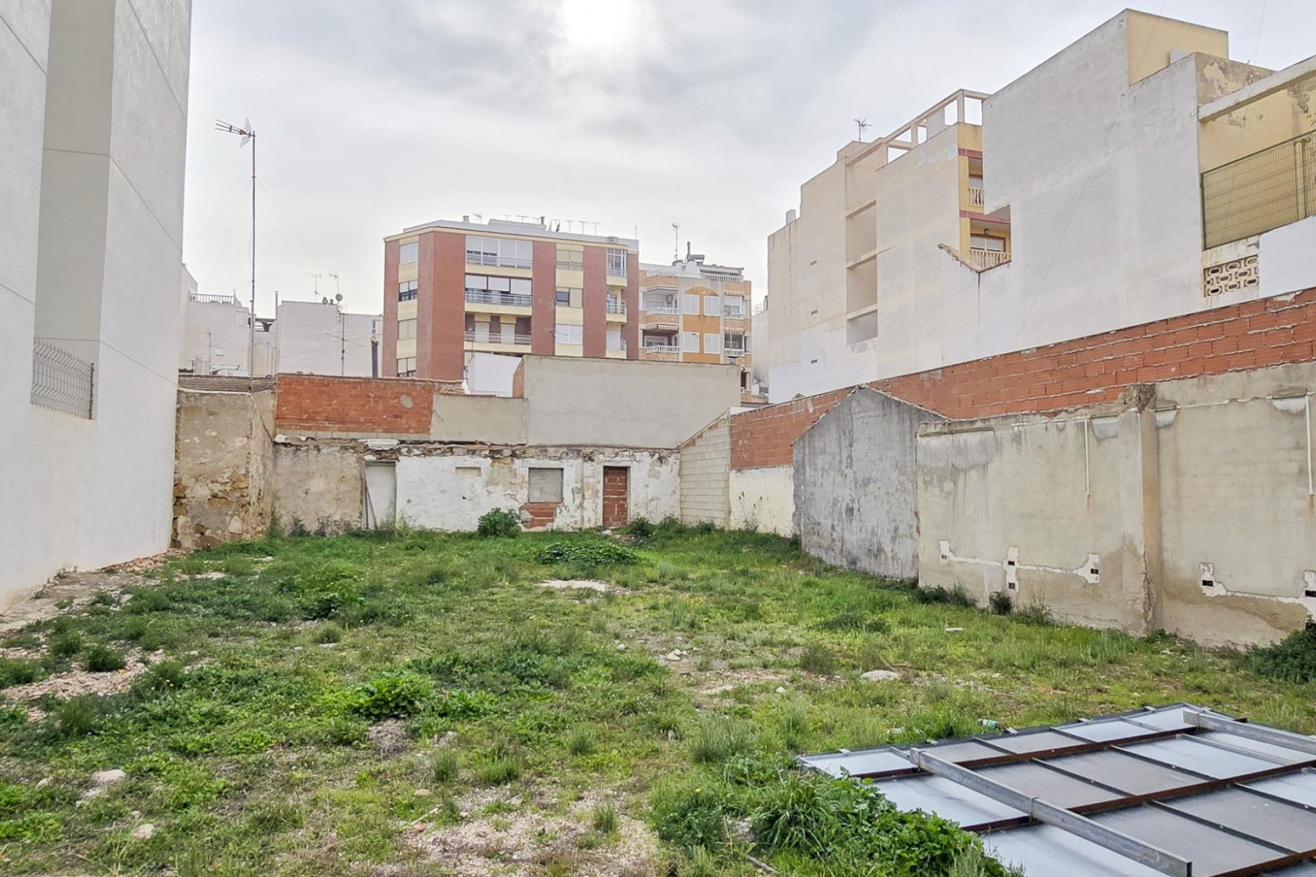 Revente - Parcelle / Terrain - Guardamar del Segura