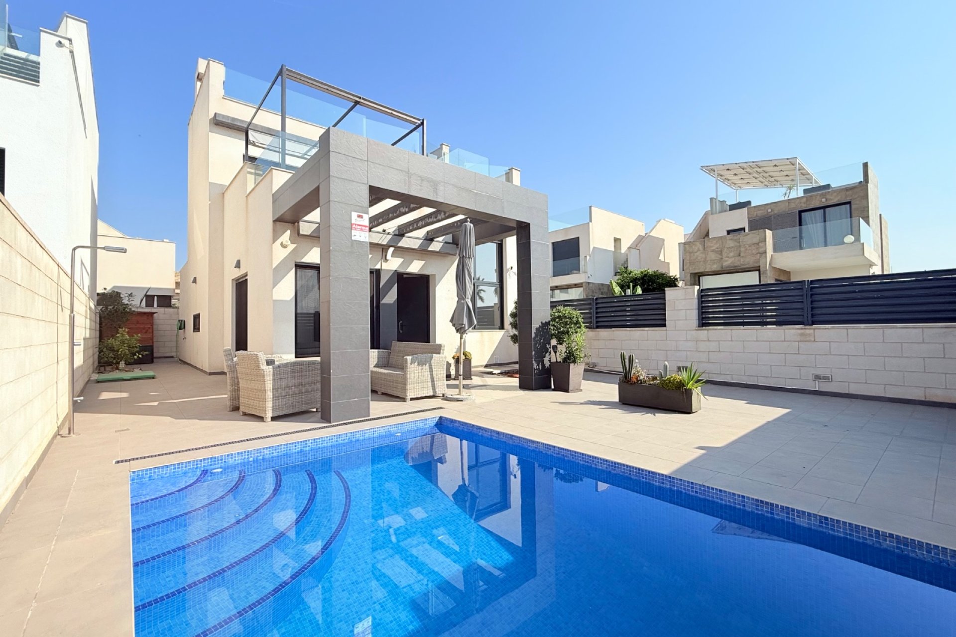 Revente - Villa - Ciudad quesada - Pueblo Bravo