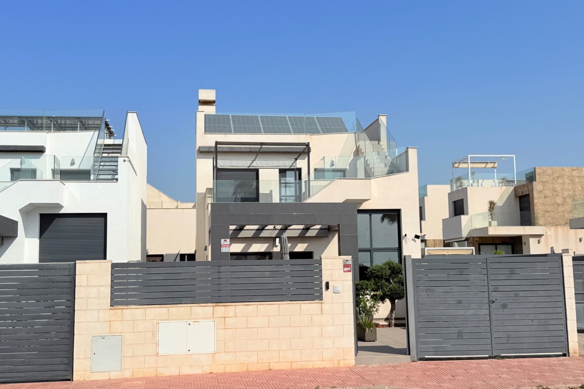 Revente - Villa - Ciudad quesada - Pueblo Bravo
