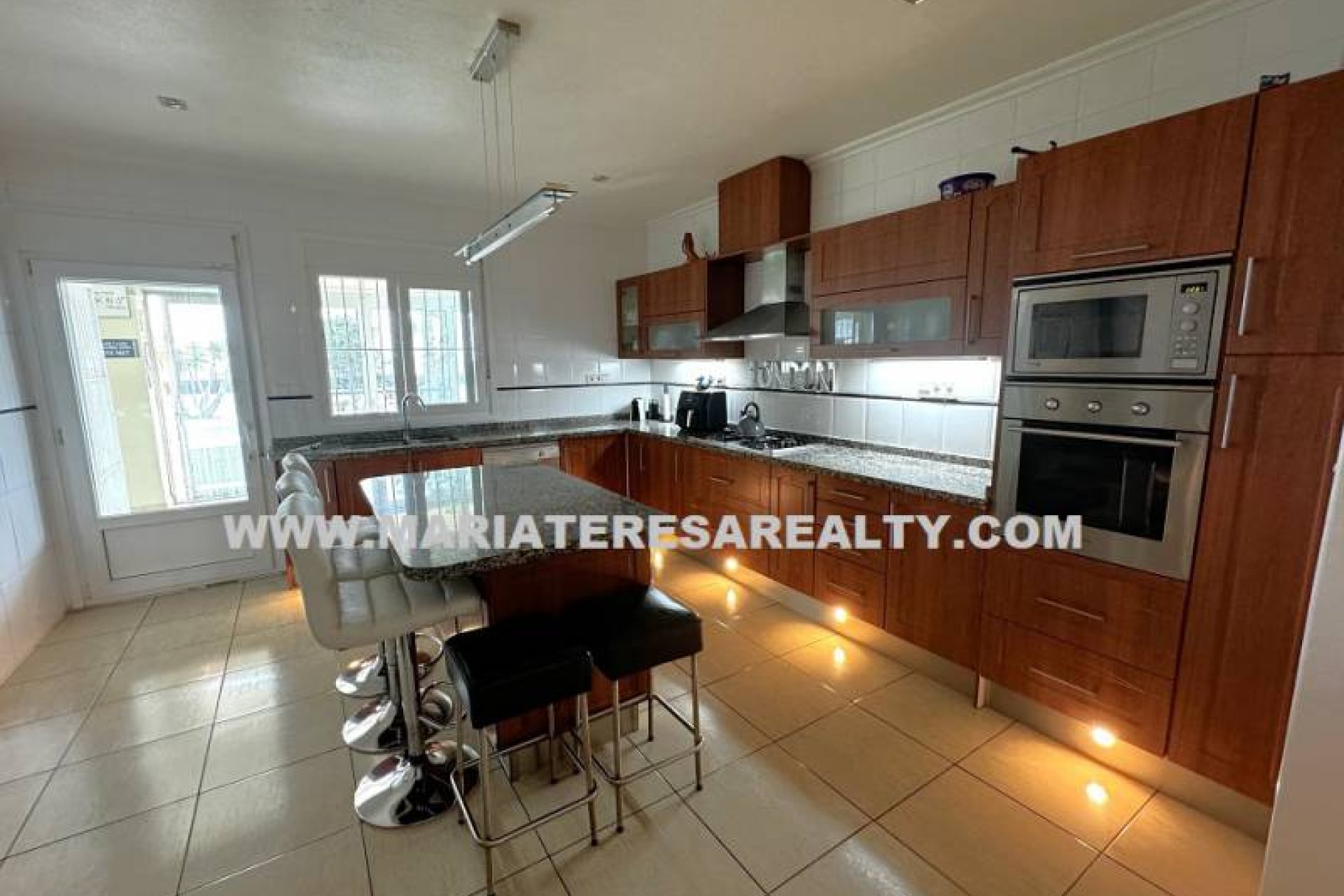 Revente - Villa - Lo Santiago - Gea y Trujols