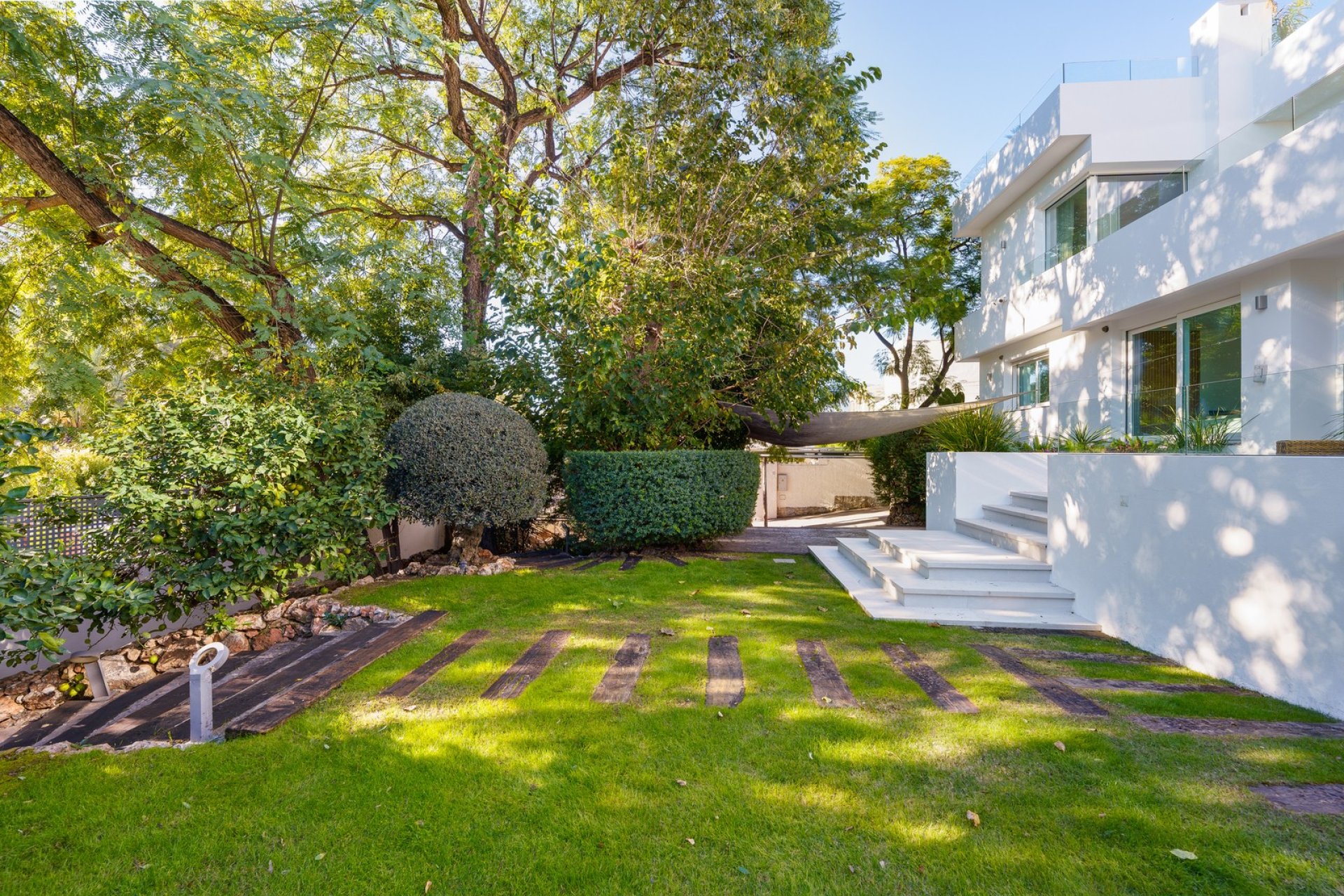 Revente - Villa - Marbella - Nueva Andalucía