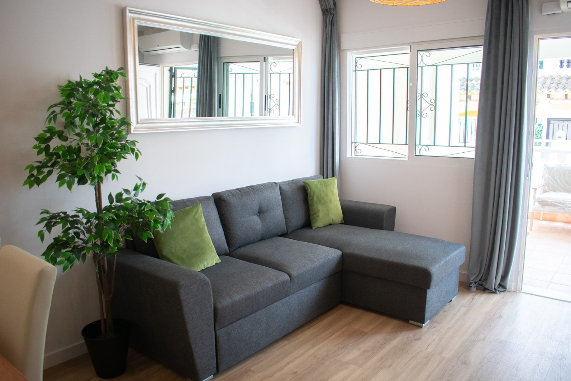 Revente - Villa - Orihuela Costa - Punta Prima