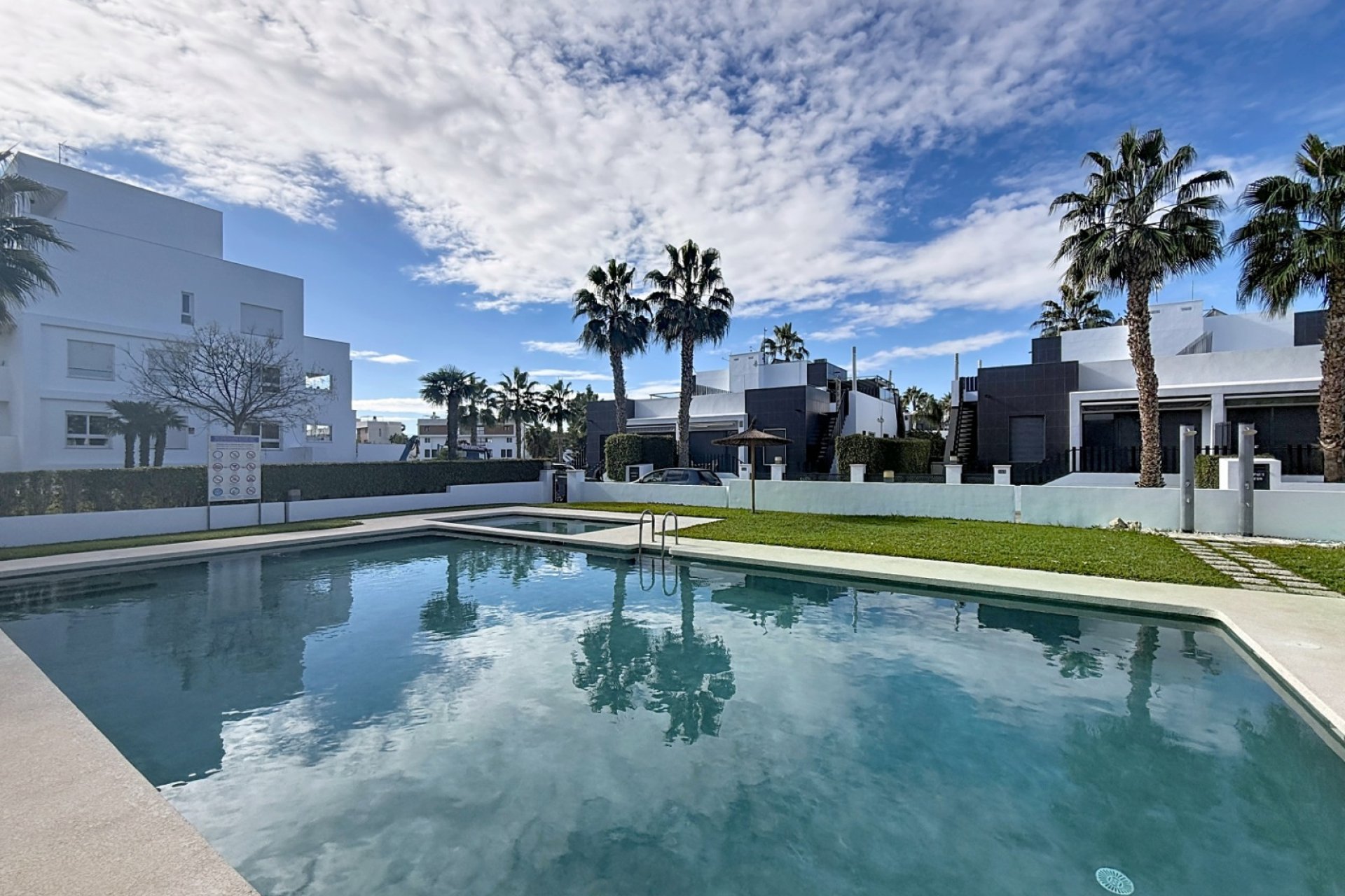 Revente - Villa - Orihuela Costa - Villamartín