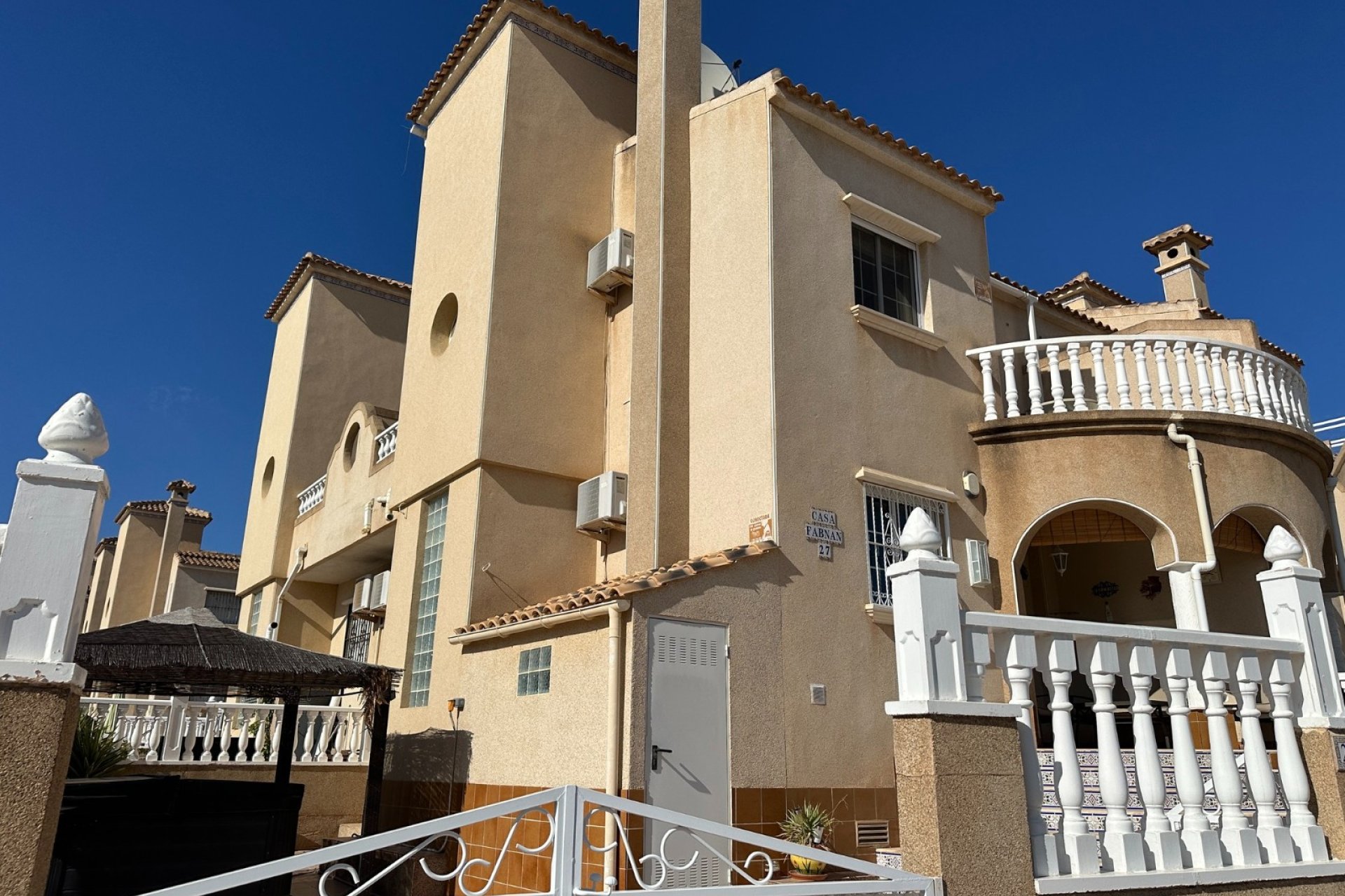 Revente - Villa - Orihuela Costa - Villamartín