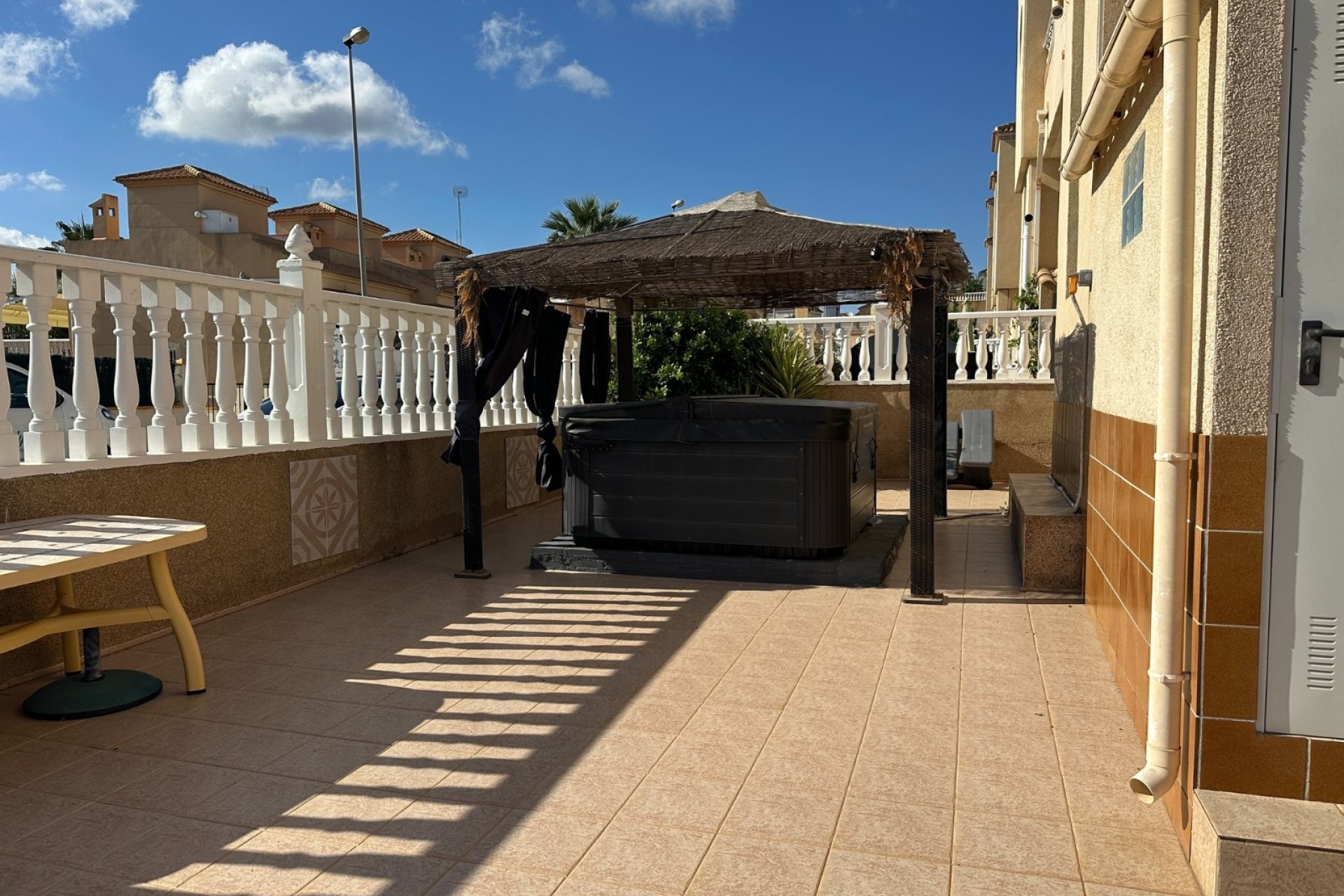 Revente - Villa - Orihuela Costa - Villamartín