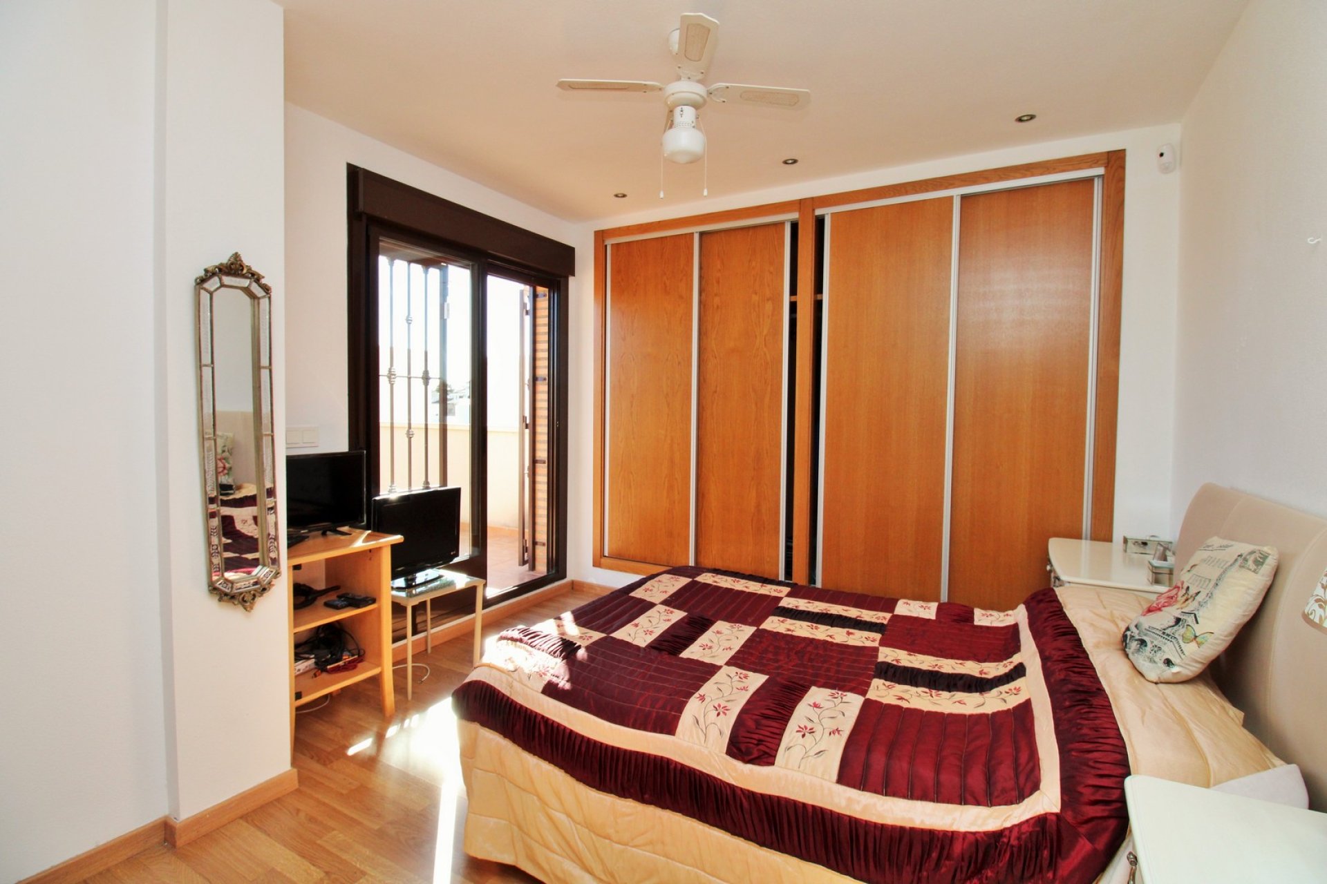 Revente - Villa - Villamartín - PAU 8