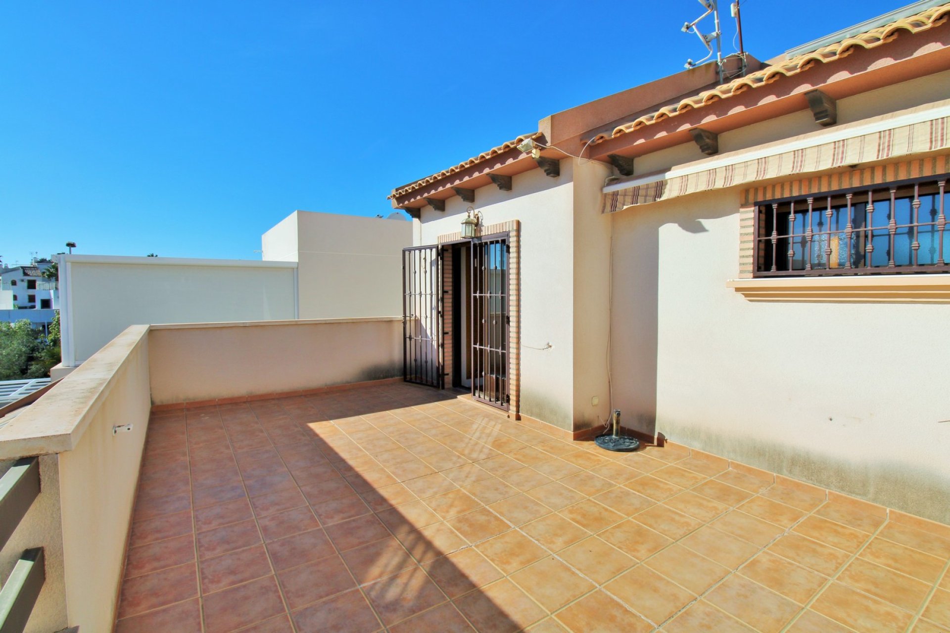 Revente - Villa - Villamartín - PAU 8