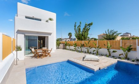 Villa - New Build - San Fulgencio - Pueblo