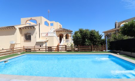 Villa - Resale - Algorfa - MGRU-76566
