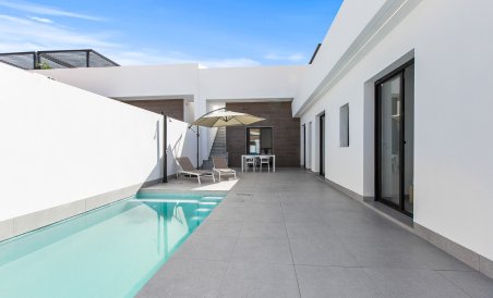 Villa - Resale - Roldan - MGRU-46147