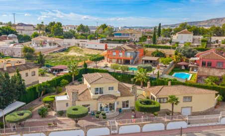 Villa - Reventa - Algorfa - Castillo de montemar