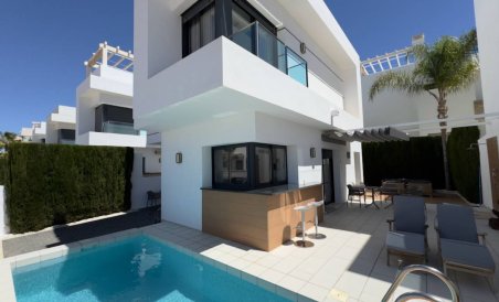 Villa - Reventa - Ciudad quesada - Doña Pepa