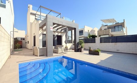 Villa - Revente - Ciudad quesada - Pueblo Bravo