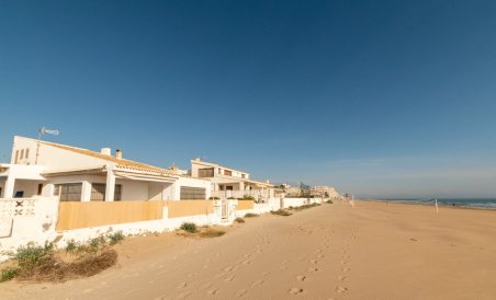 Villa - Revente - Guardamar del Segura - MGRU-49685