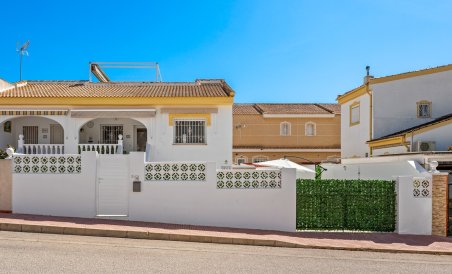 Villa / Semi semi-detached - Resale - Benijofar - Monte Azul/ El Dorado