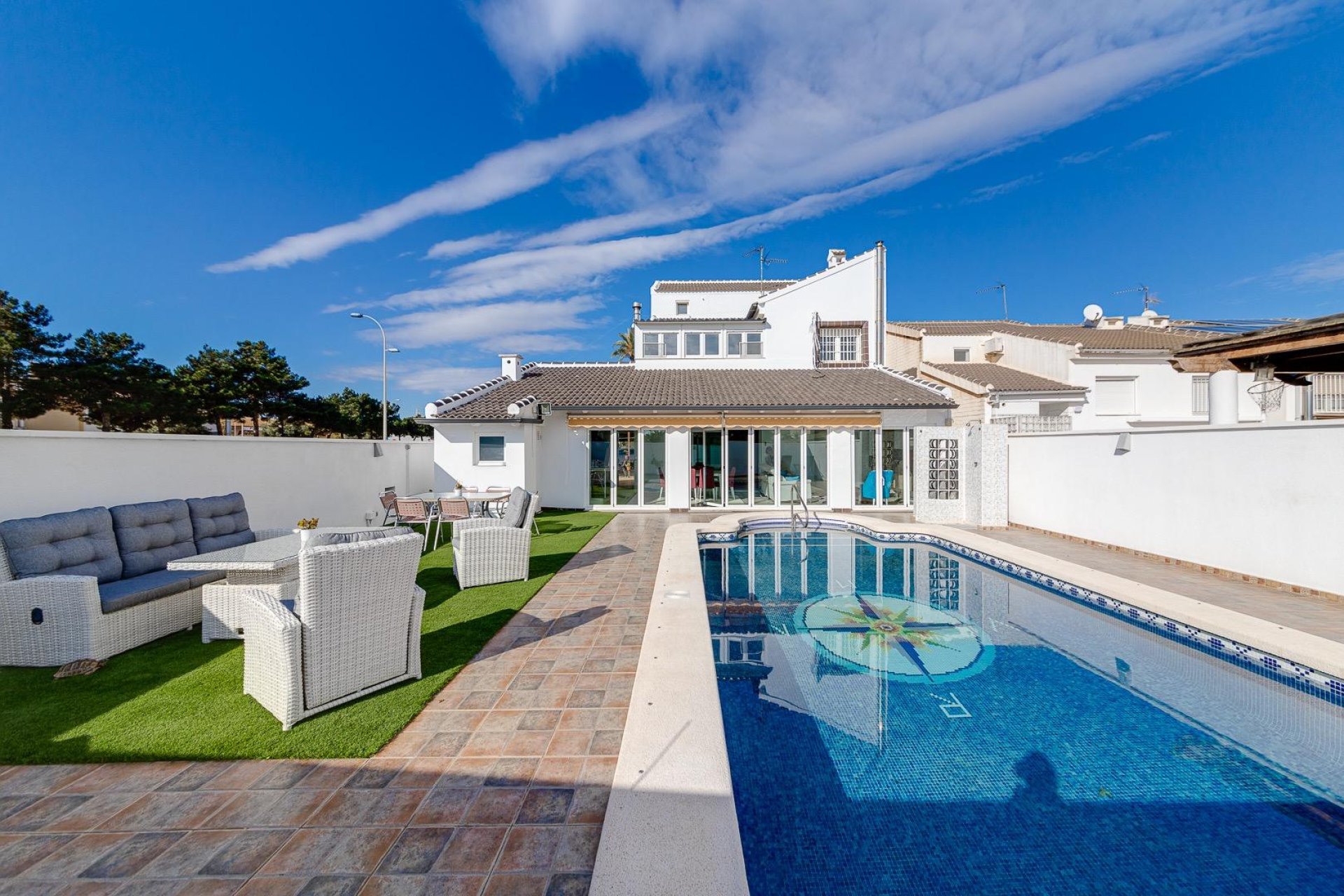 Villa with a backyard garden and pool, located in San Javier.