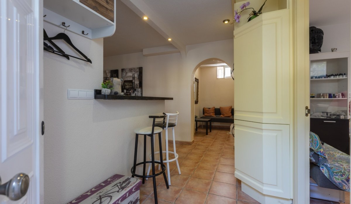 Resale - Villa - Benijofar