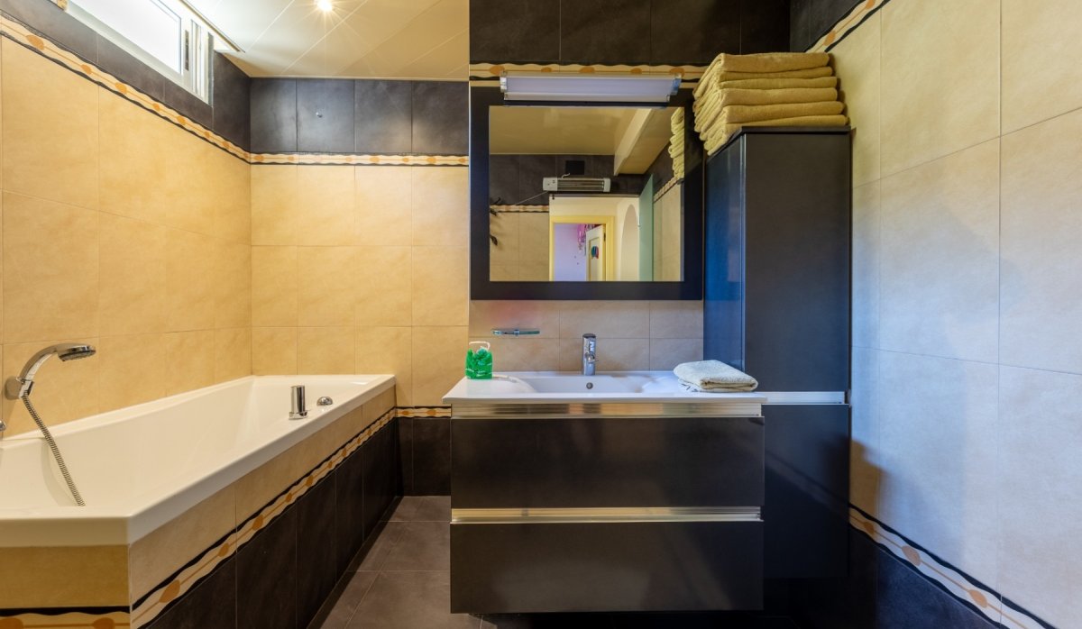 Resale - Villa - Benijofar