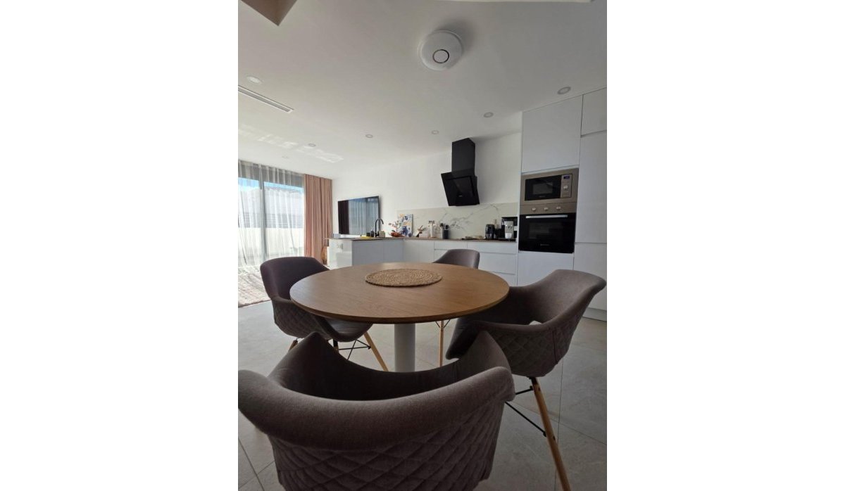 Resale - Villa - Benijofar