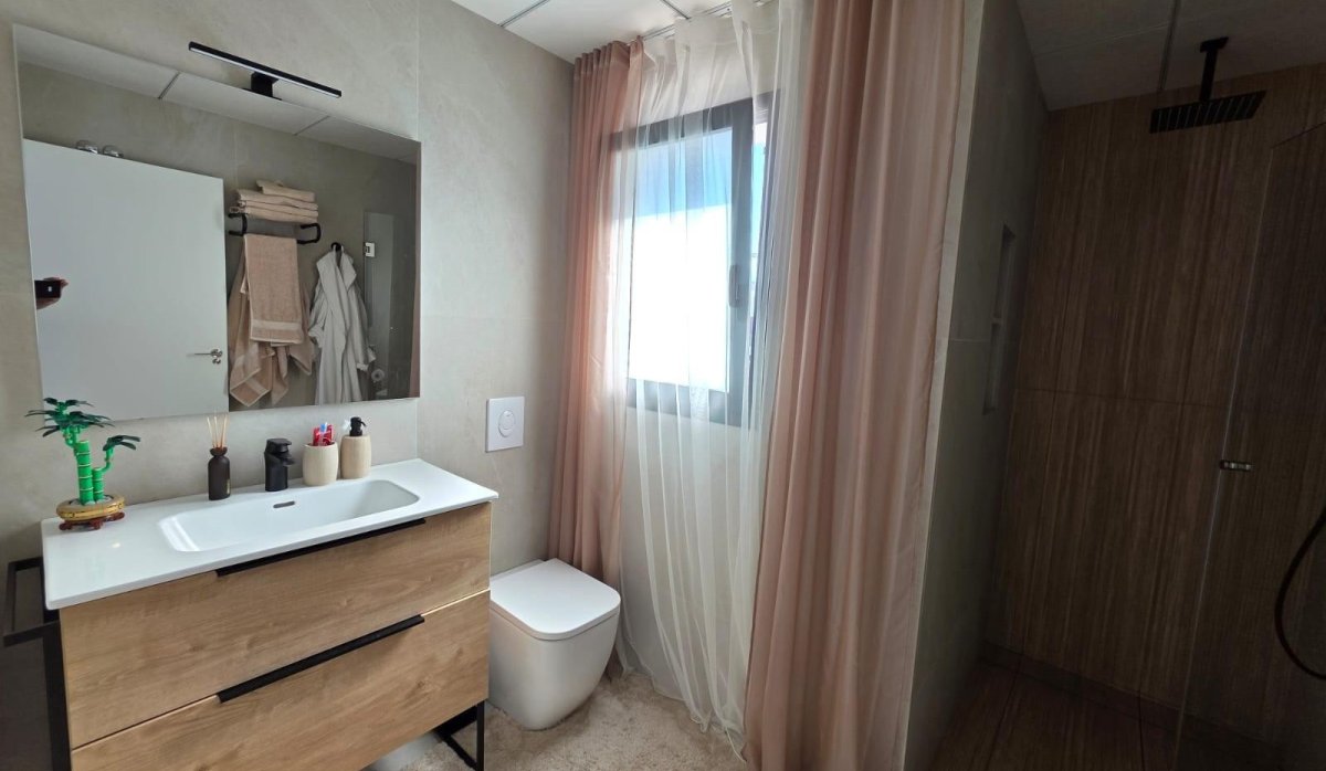 Resale - Villa - Benijofar