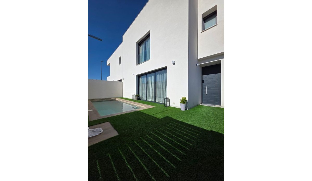 Resale - Villa - Benijofar