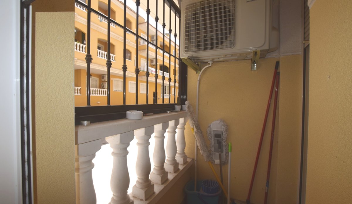 Reventa - Apartamento / piso - Formentera del Segura