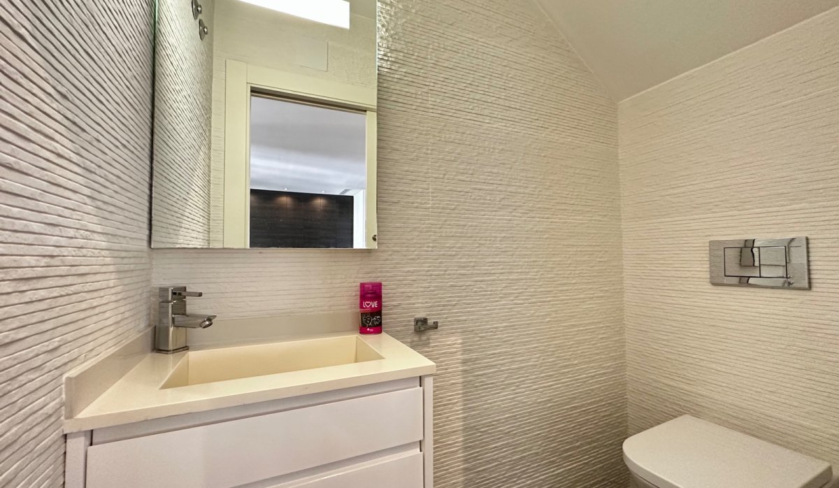 Reventa - Apartamento / piso - Guardamar del Segura