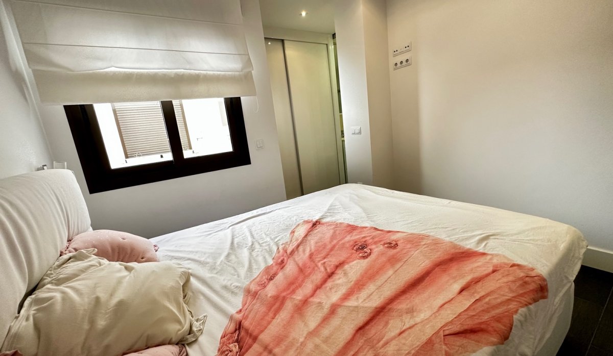 Reventa - Apartamento / piso - Guardamar del Segura