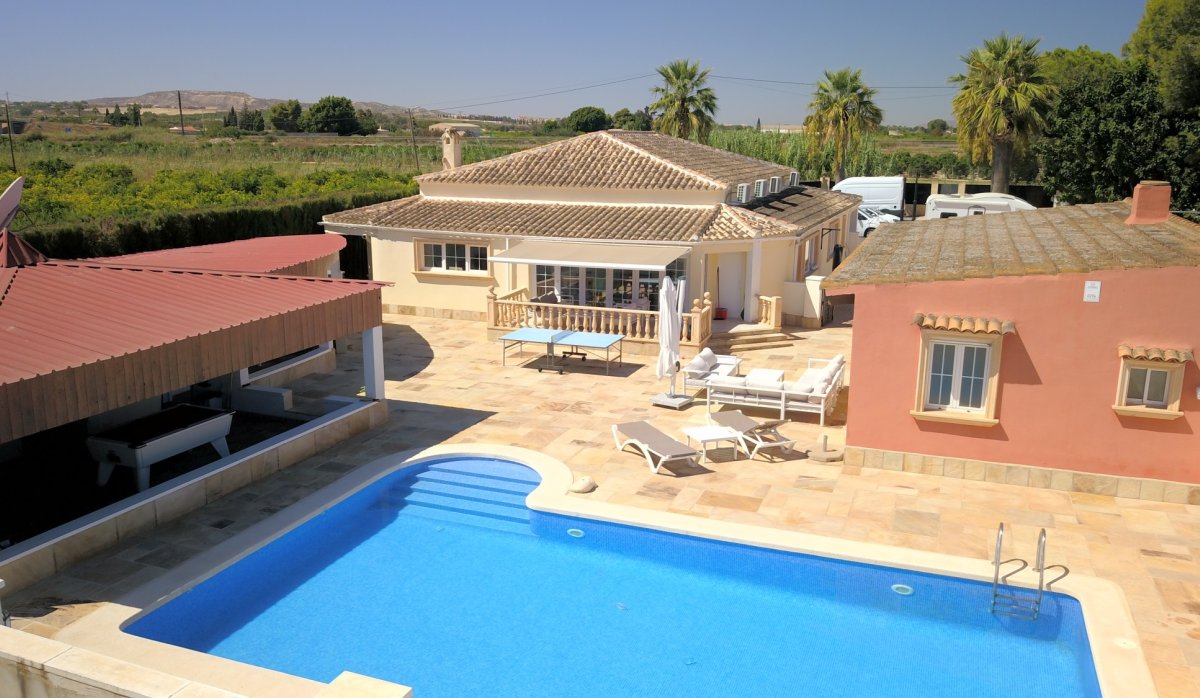 Resale - Villa - Heredades - Heredades - Country