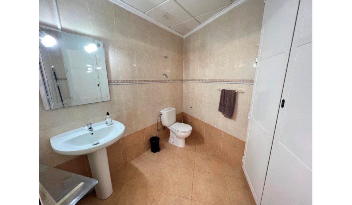 Revente - Commercial - Guardamar del Segura - Guardamar