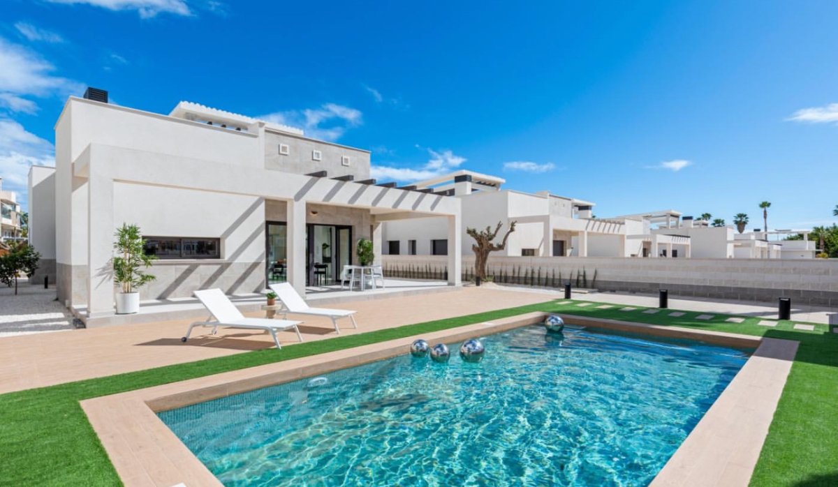 Reventa - Villa - Ciudad quesada - Doña Pepa