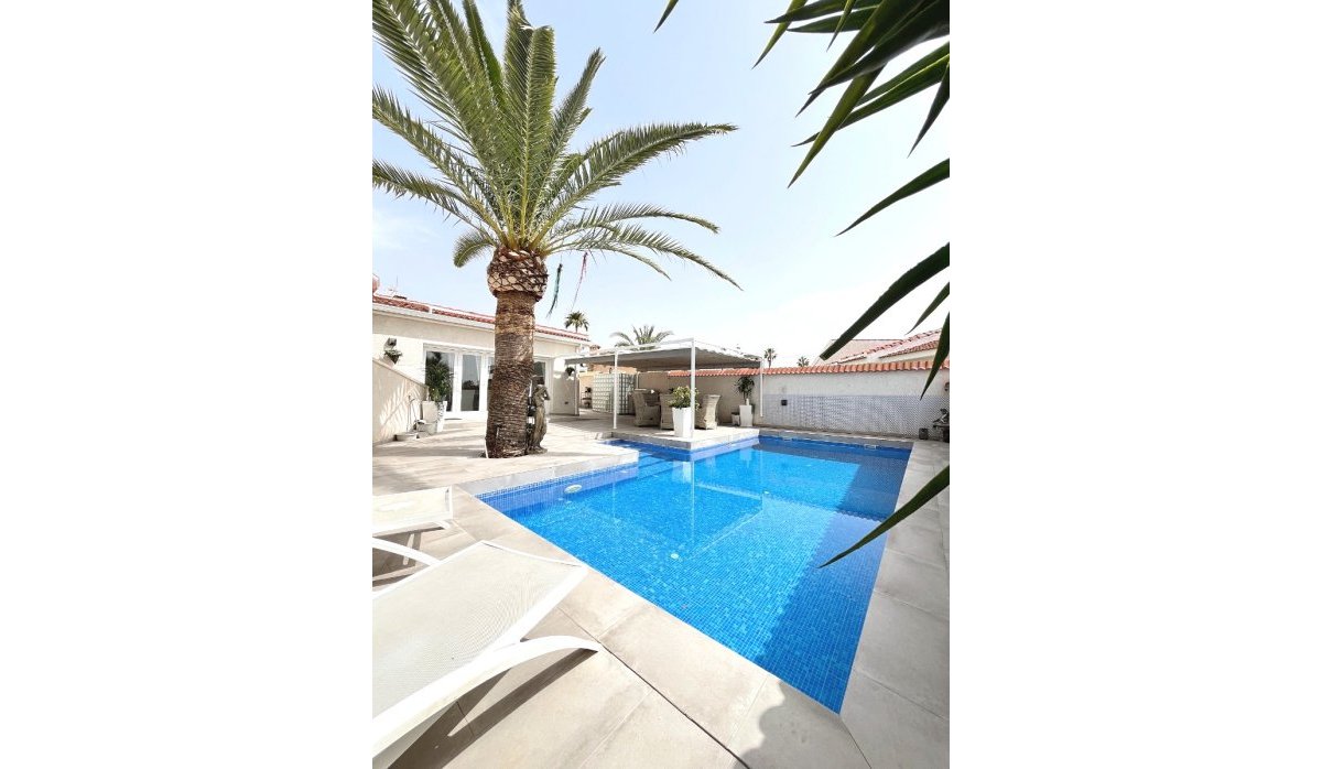 Revente - Maison de ville - Ciudad quesada - Central Quesada