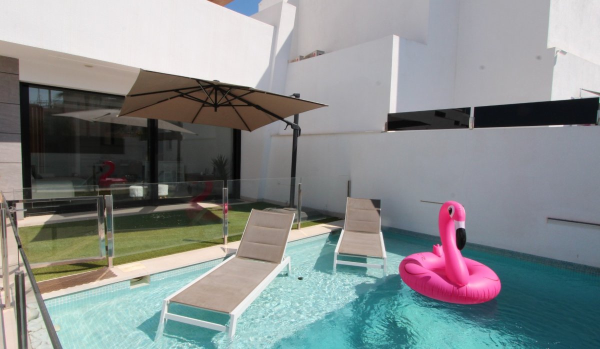 Reventa - Villa - Santiago de la Ribera