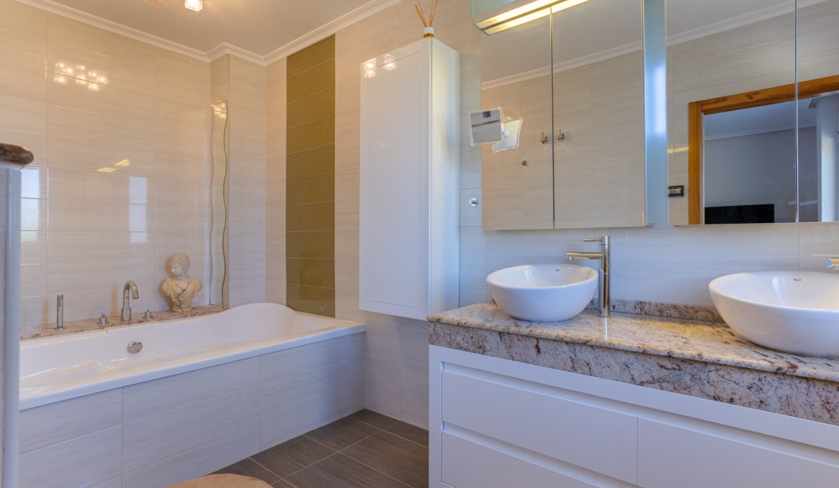 Reventa - Villa - La Zarza