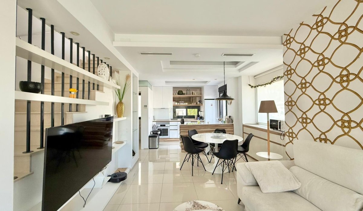 Revente - Villa - Ciudad quesada - Pueblo Bravo