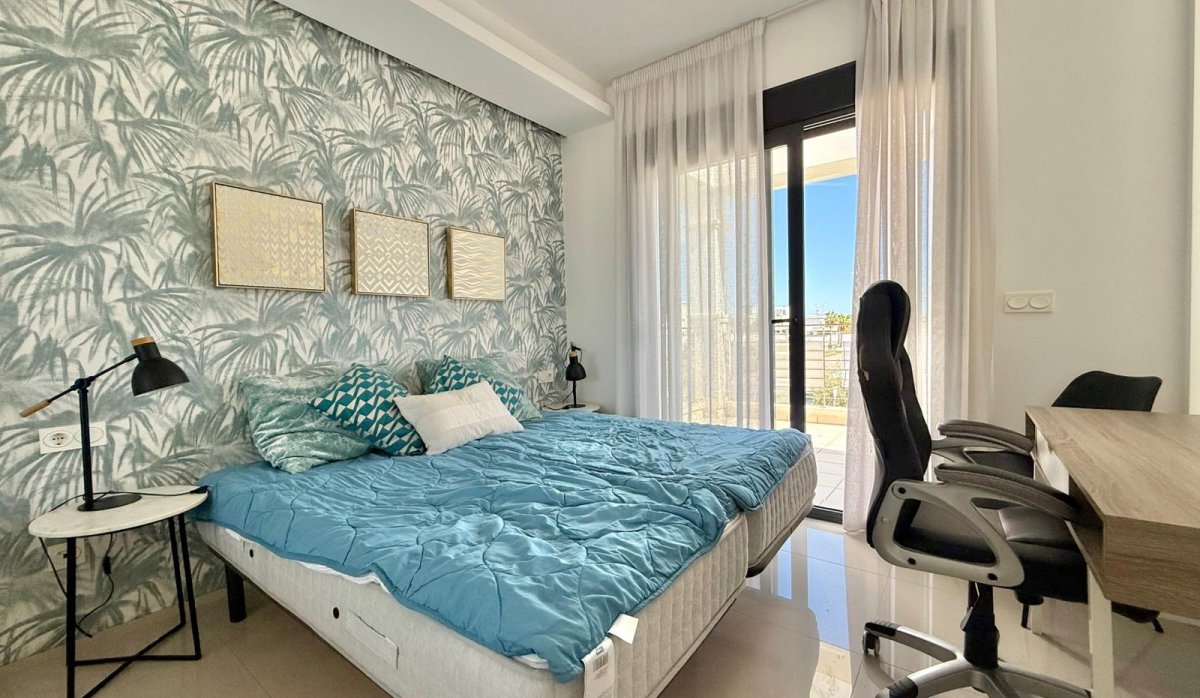 Revente - Villa - Ciudad quesada - Pueblo Bravo