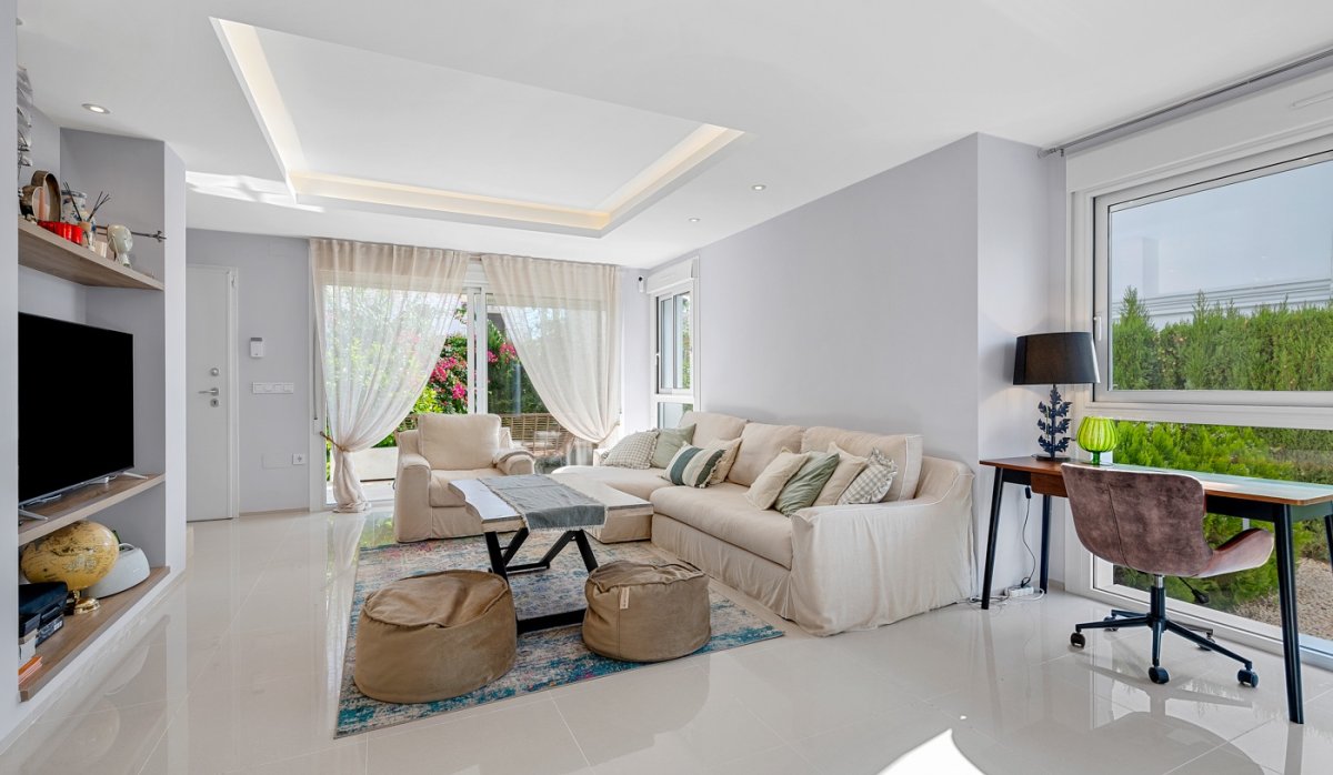 Resale - Townhouse - Ciudad quesada - Doña Pepa