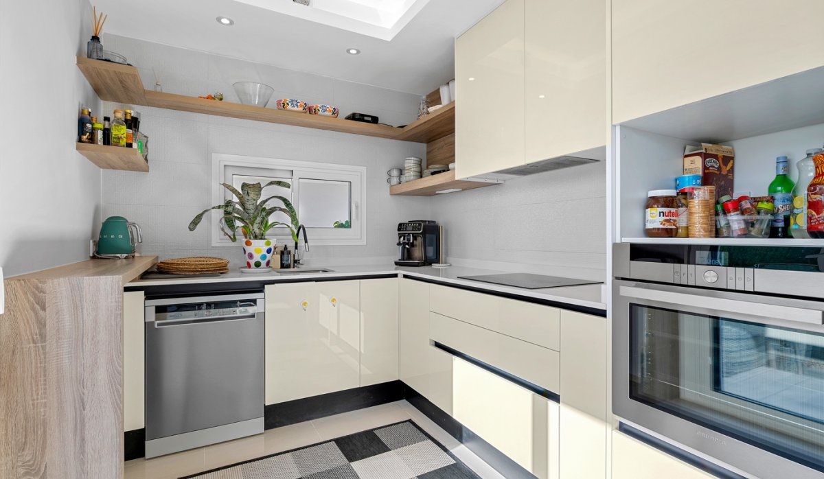 Resale - Townhouse - Ciudad quesada - Doña Pepa