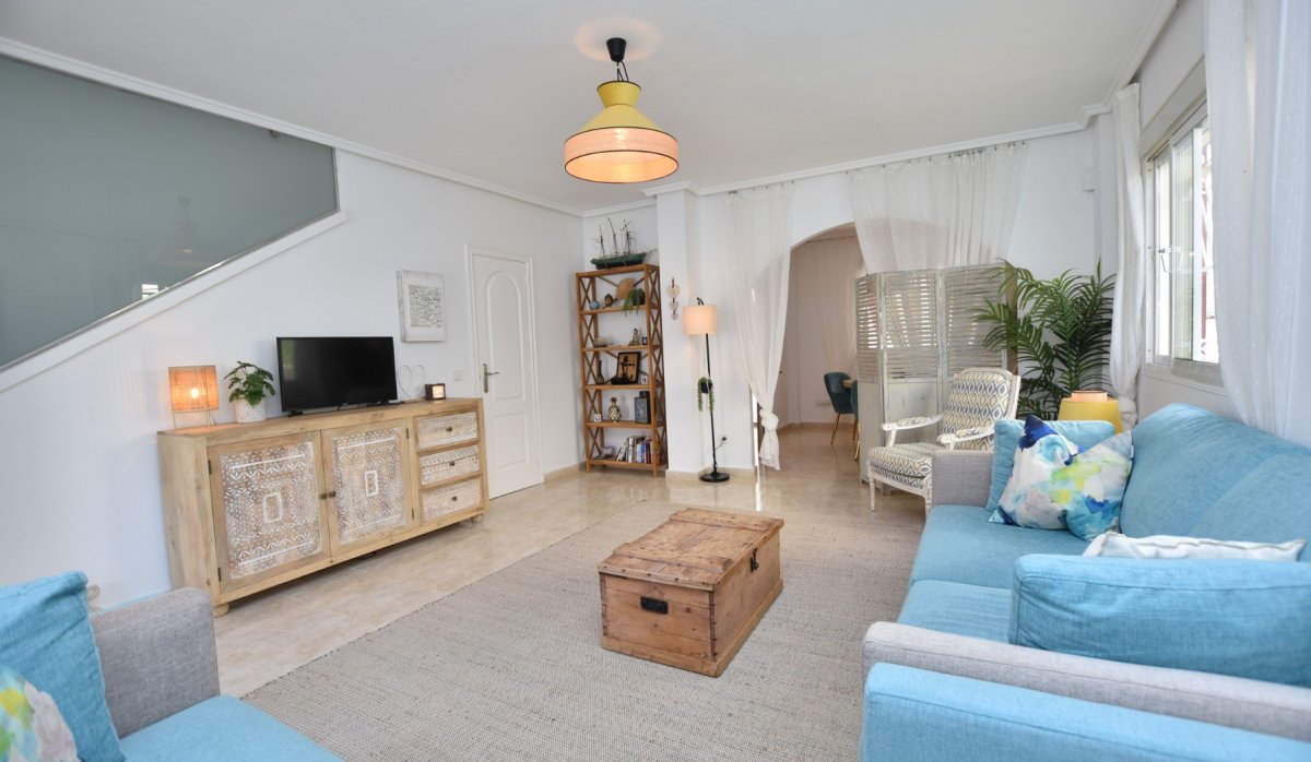 Resale - Townhouse - Ciudad quesada - Doña Pepa