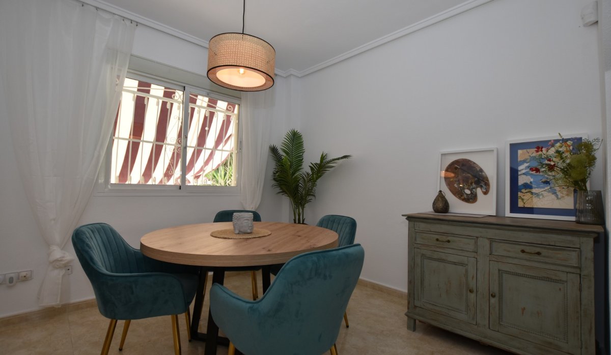 Resale - Townhouse - Ciudad quesada - Doña Pepa