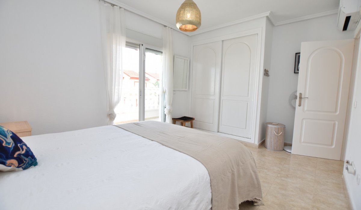 Resale - Townhouse - Ciudad quesada - Doña Pepa