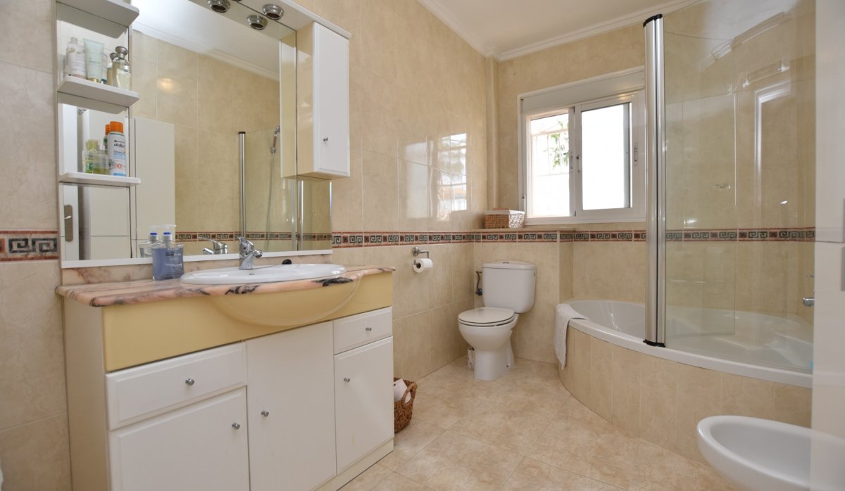 Resale - Townhouse - Ciudad quesada - Doña Pepa