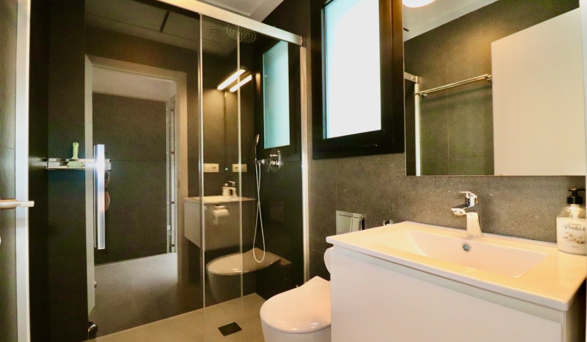 Reventa - Apartamento / piso - Guardamar del Segura