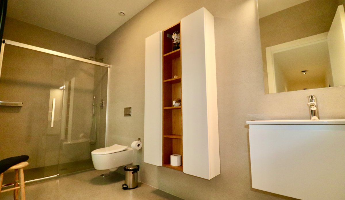 Reventa - Apartamento / piso - Guardamar del Segura