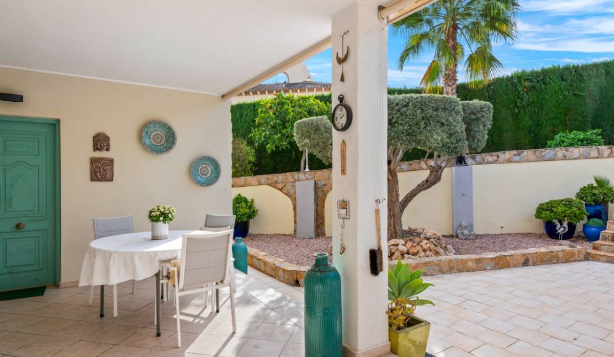 Resale - Villa - Algorfa - Castillo de montemar