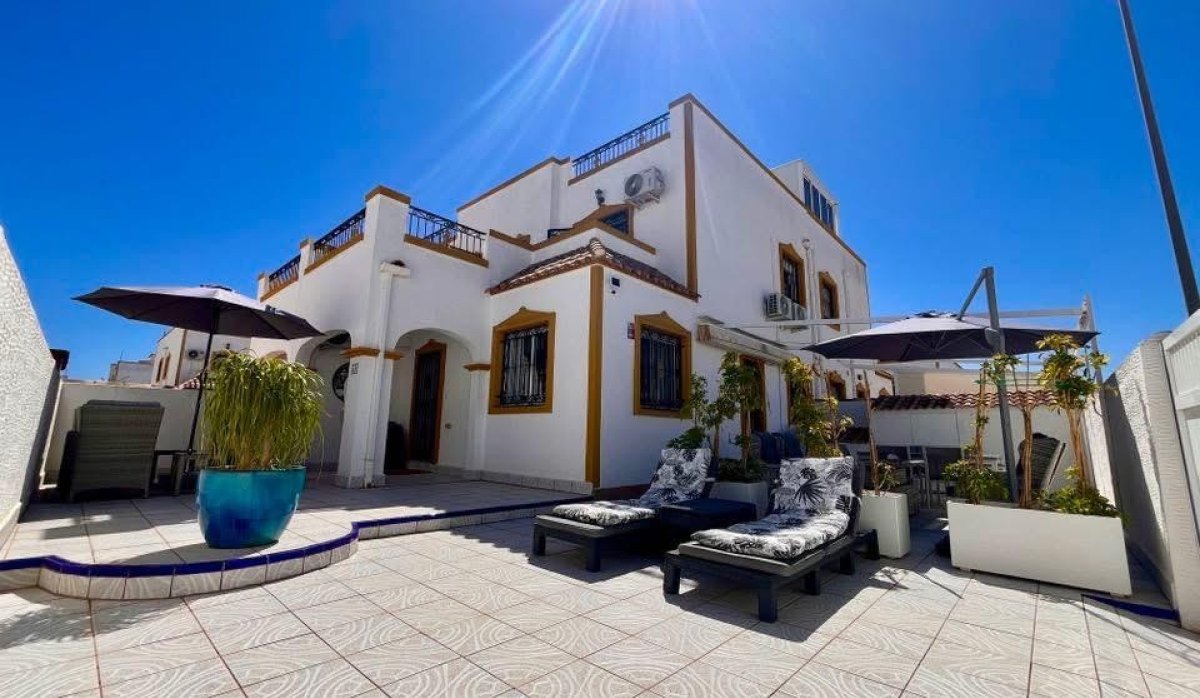 Resale - Townhouse - Entre Naranjos - Vistabella - Entre Naranjos