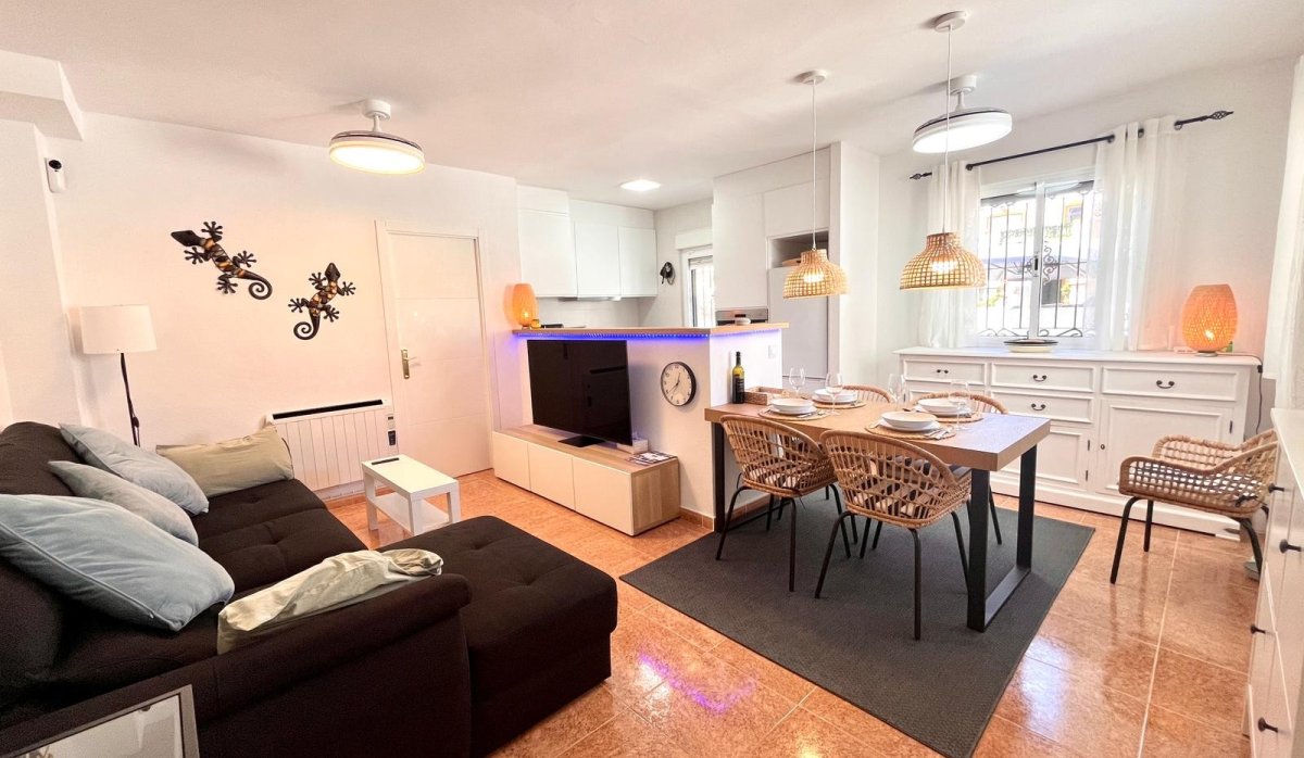 Resale - Townhouse - Entre Naranjos - Vistabella - Entre Naranjos