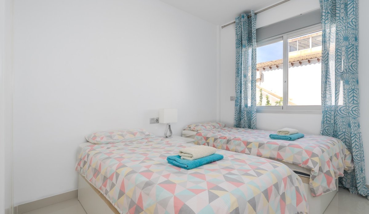 Resale - Apartment / flat - Orihuela Costa - Punta Prima